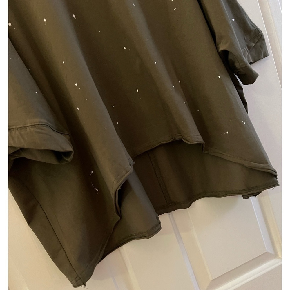 NEW! Olive Curved Hi Lo Hem Splatter Detail Half Sleeve Top! - Picture 4 of 8